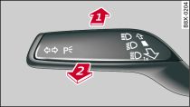 Palanca de los intermitentes y de la luz de carretera: Activar y desactivar el sistema de asistencia para la luz de carretera